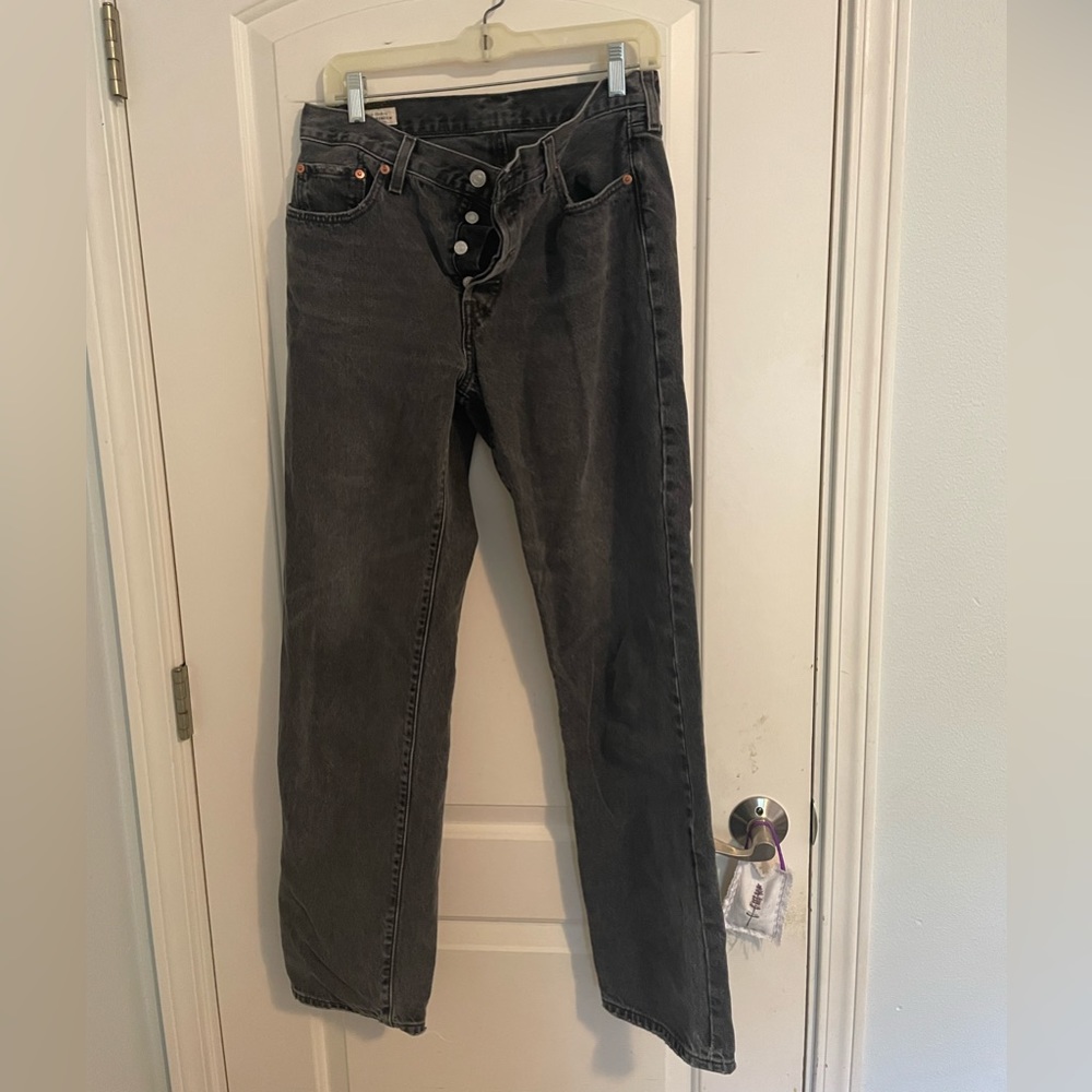 Levi’s 90s 501s in Washed Black Grey 28x32